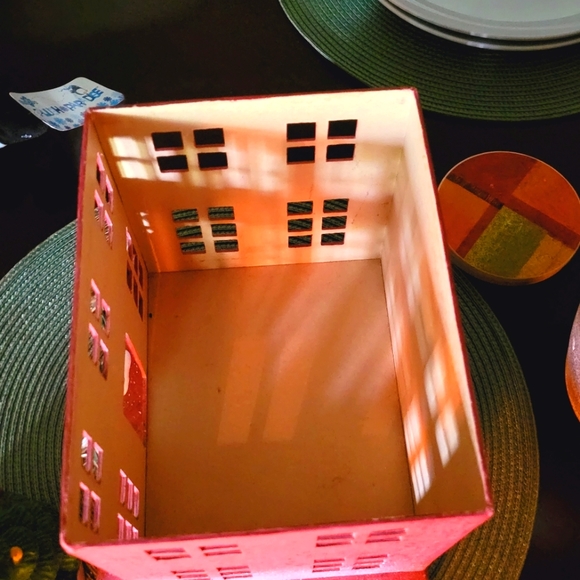 Santa Coming To Town - Picture 7 of 9